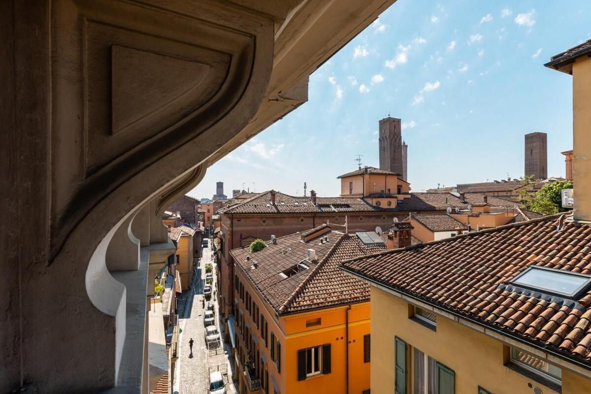 Apartamento Monolocale Sui Tetti Di Bologna - Via Indipendenza Exterior foto